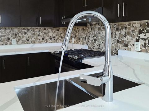 Photo 14 at 224 Aspenwood Drive, Woodland Hill, Newmarket