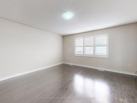 Photo 21 at 224 Aspenwood Drive, Woodland Hill, Newmarket