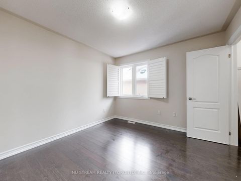 Photo 29 at 224 Aspenwood Drive, Woodland Hill, Newmarket