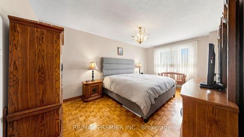 Photo 25 at 261 Morning Star Drive, West Woodbridge, Vaughan
