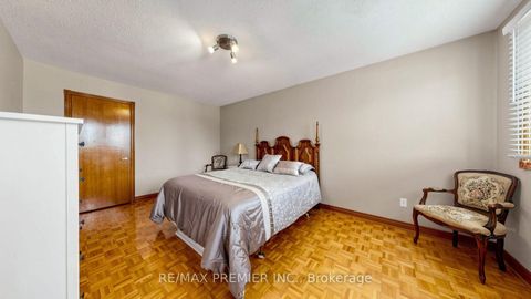 Photo 29 at 261 Morning Star Drive, West Woodbridge, Vaughan