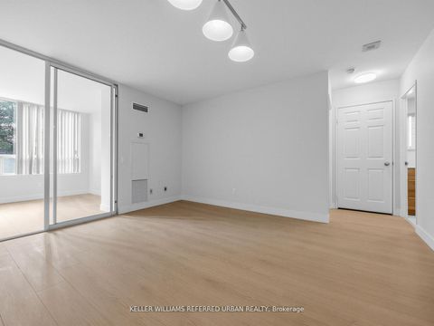 Photo 21 at 217 - 7 Bishop Avenue, Newtonbrook East, Toronto