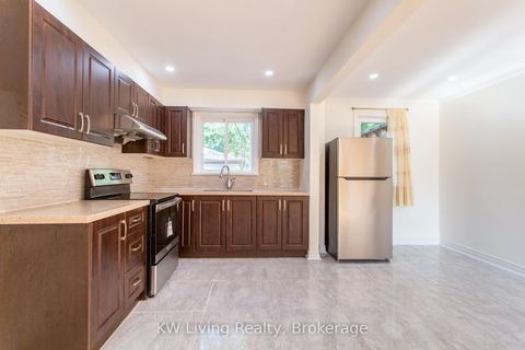 Photo 16 at 9 Rupert Street, Birchmount, Toronto