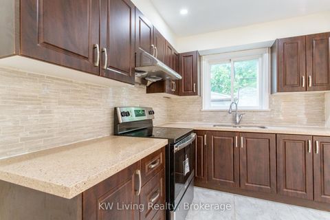 Photo 17 at 9 Rupert Street, Birchmount, Toronto