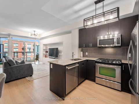 Photo 2 at 405 - 7608 Yonge Street, Yorkhill, Vaughan
