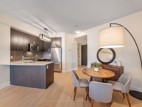 Photo 7 at 405 - 7608 Yonge Street, Yorkhill, Vaughan