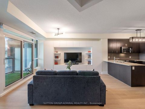 Photo 11 at 405 - 7608 Yonge Street, Yorkhill, Vaughan