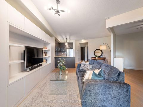 Photo 13 at 405 - 7608 Yonge Street, Yorkhill, Vaughan