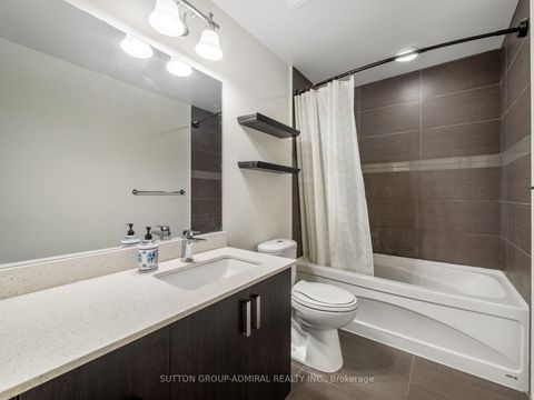 Photo 23 at 405 - 7608 Yonge Street, Yorkhill, Vaughan