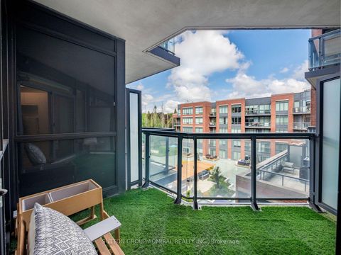 Photo 24 at 405 - 7608 Yonge Street, Yorkhill, Vaughan