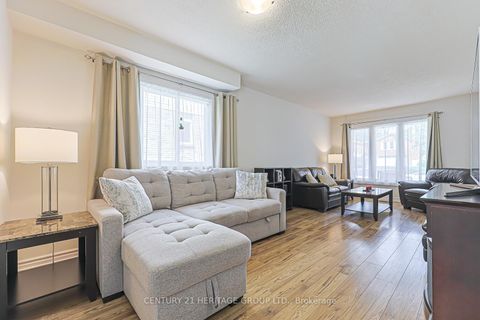 Photo 9 at 222 Forsyth Road, London, Newmarket
