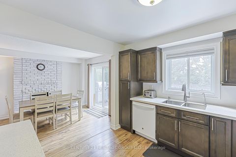 Photo 15 at 222 Forsyth Road, London, Newmarket