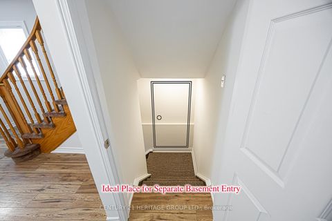 Photo 25 at 222 Forsyth Road, London, Newmarket