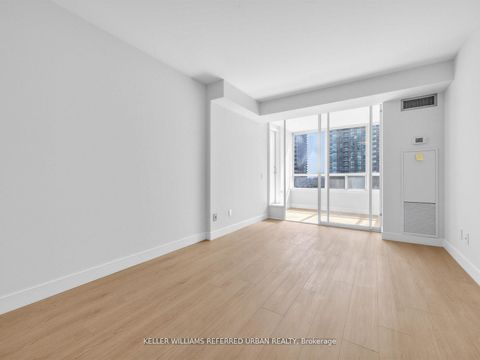 Photo 6 at 501 - 7 Bishop Avenue, Newtonbrook East, Toronto