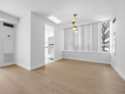 Photo 9 at 501 - 7 Bishop Avenue, Newtonbrook East, Toronto
