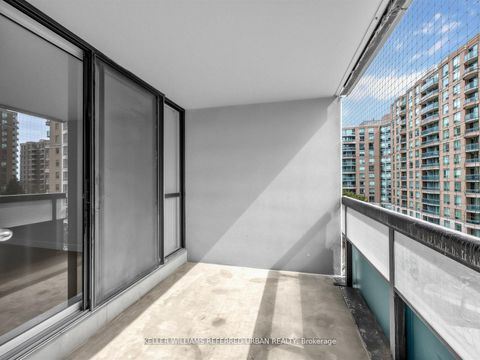 Photo 24 at 501 - 7 Bishop Avenue, Newtonbrook East, Toronto