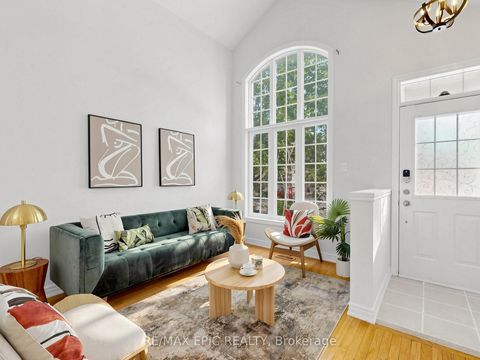 Photo 1 at 74 Dewpoint Road, Patterson, Vaughan