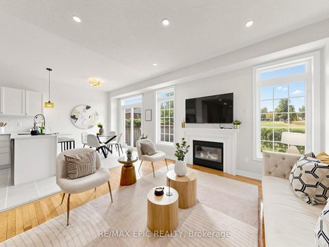Photo 15 at 74 Dewpoint Road, Patterson, Vaughan