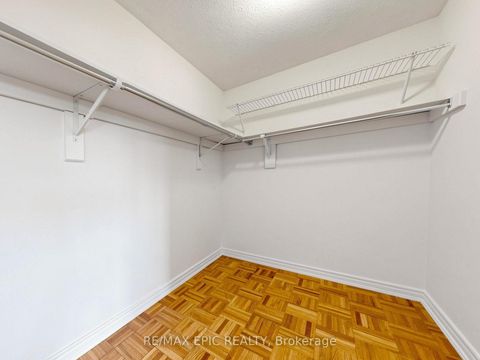 Photo 24 at 74 Dewpoint Road, Patterson, Vaughan