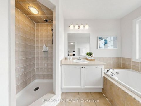 Photo 26 at 74 Dewpoint Road, Patterson, Vaughan