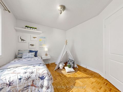 Photo 29 at 74 Dewpoint Road, Patterson, Vaughan