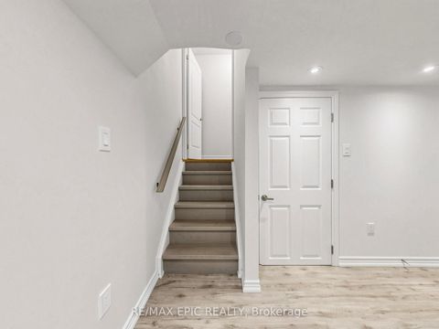 Photo 36 at 74 Dewpoint Road, Patterson, Vaughan