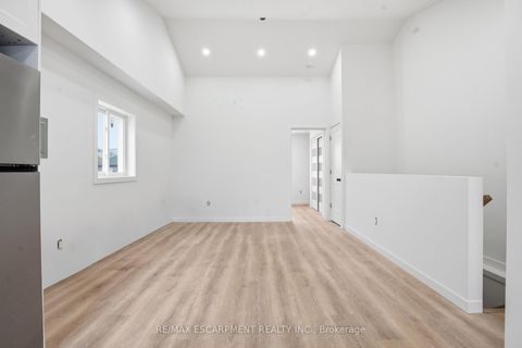 Photo 4 at 1049 Glencairn Avenue, Glen Park, Toronto