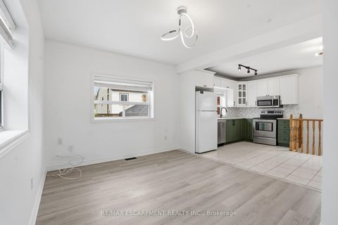 Photo 15 at 1049 Glencairn Avenue, Glen Park, Toronto