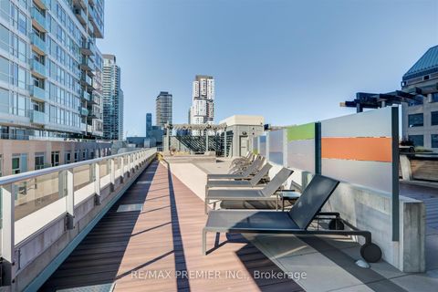 Photo 22 at 403 - 199 Richmond Street W, Waterfront Communities C1, Toronto