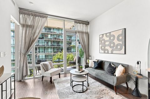 Photo 1 at 625 - 39 Queens Quay E, Waterfront Communities C8, Toronto