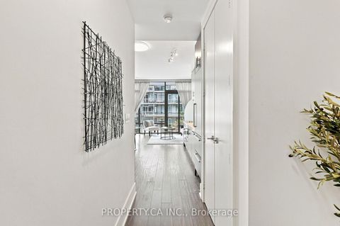 Photo 9 at 625 - 39 Queens Quay E, Waterfront Communities C8, Toronto