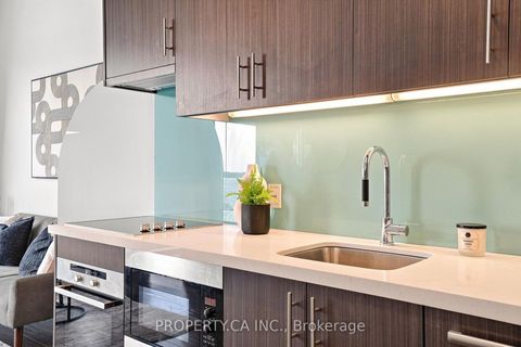 Photo 14 at 625 - 39 Queens Quay E, Waterfront Communities C8, Toronto