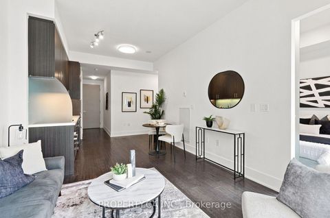 Photo 15 at 625 - 39 Queens Quay E, Waterfront Communities C8, Toronto
