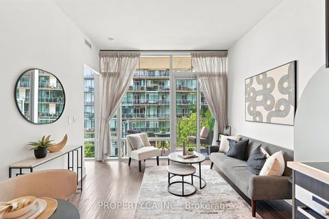 Photo 16 at 625 - 39 Queens Quay E, Waterfront Communities C8, Toronto
