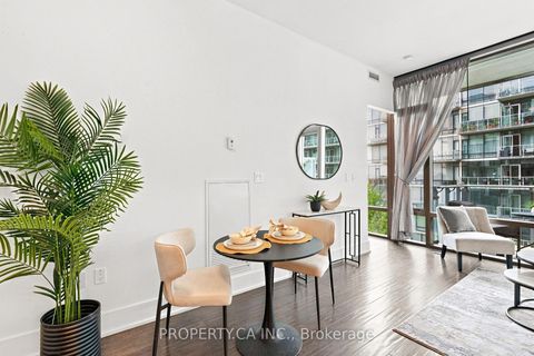 Photo 19 at 625 - 39 Queens Quay E, Waterfront Communities C8, Toronto