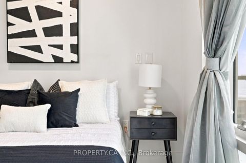 Photo 24 at 625 - 39 Queens Quay E, Waterfront Communities C8, Toronto