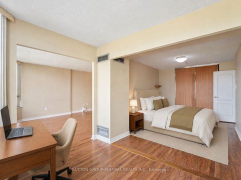 Photo 10 at 1012 - 7420 Bathurst Street, Brownridge, Vaughan