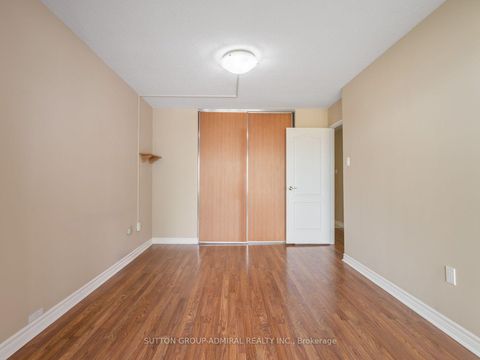 Photo 11 at 1012 - 7420 Bathurst Street, Brownridge, Vaughan