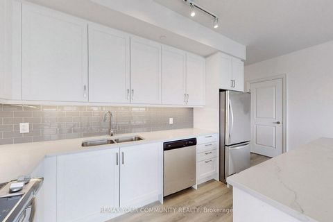 Photo 7 at 1407E - 20 Gatineau Drive, Beverley Glen, Vaughan
