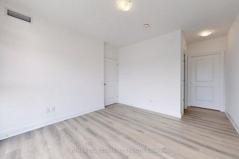 Photo 9 at 1407E - 20 Gatineau Drive, Beverley Glen, Vaughan