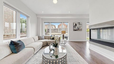 Photo 4 at 16 Farrell Road, Patterson, Vaughan