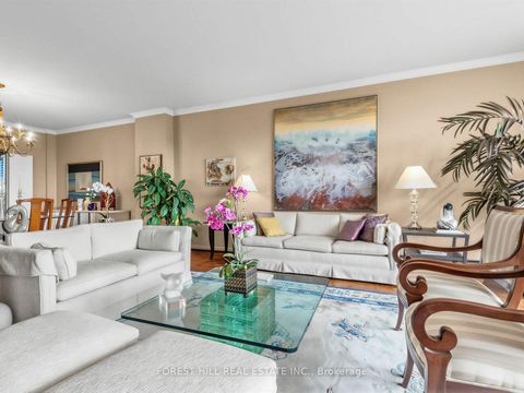Photo 8 at 501 - 407 Walmer Road, Casa Loma, Toronto