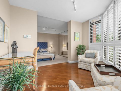 Photo 22 at 501 - 407 Walmer Road, Casa Loma, Toronto