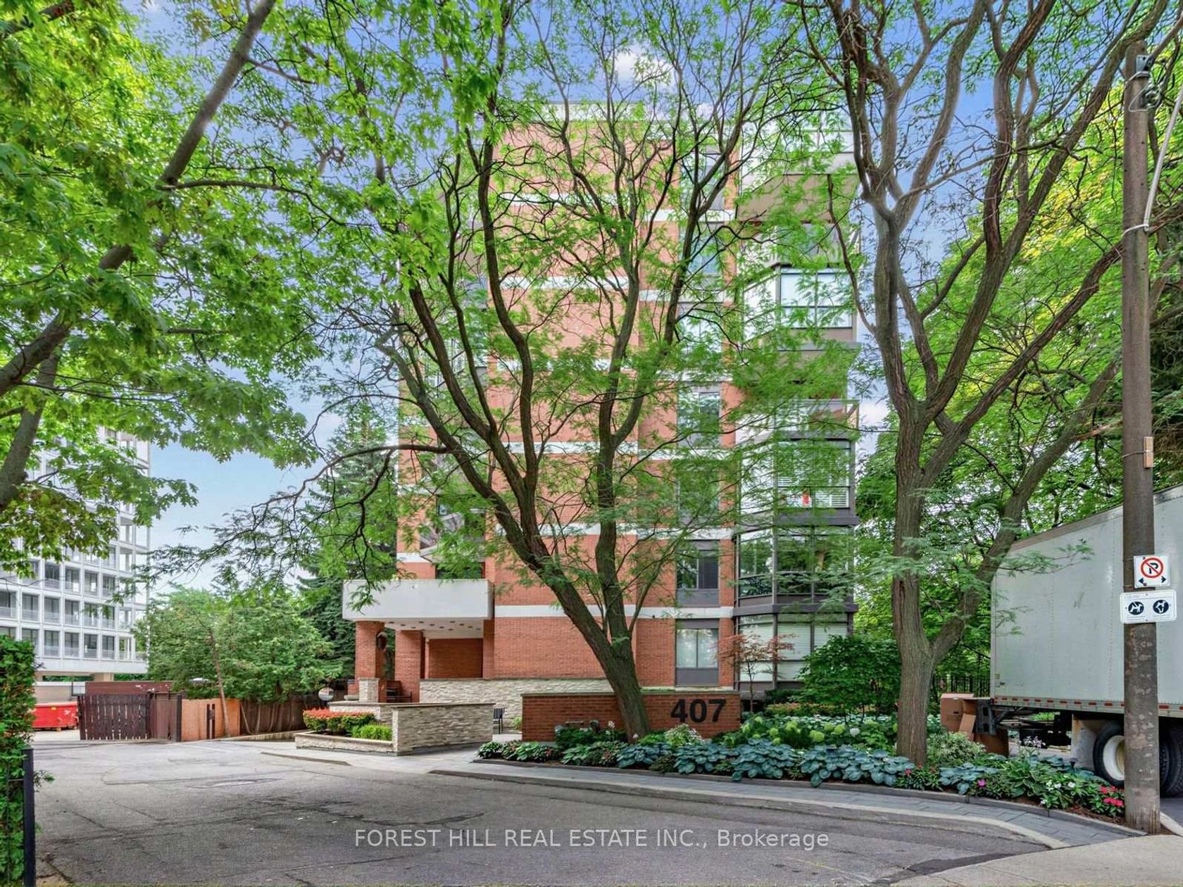 501 - 407 Walmer Road, Casa Loma, Toronto photo number 2