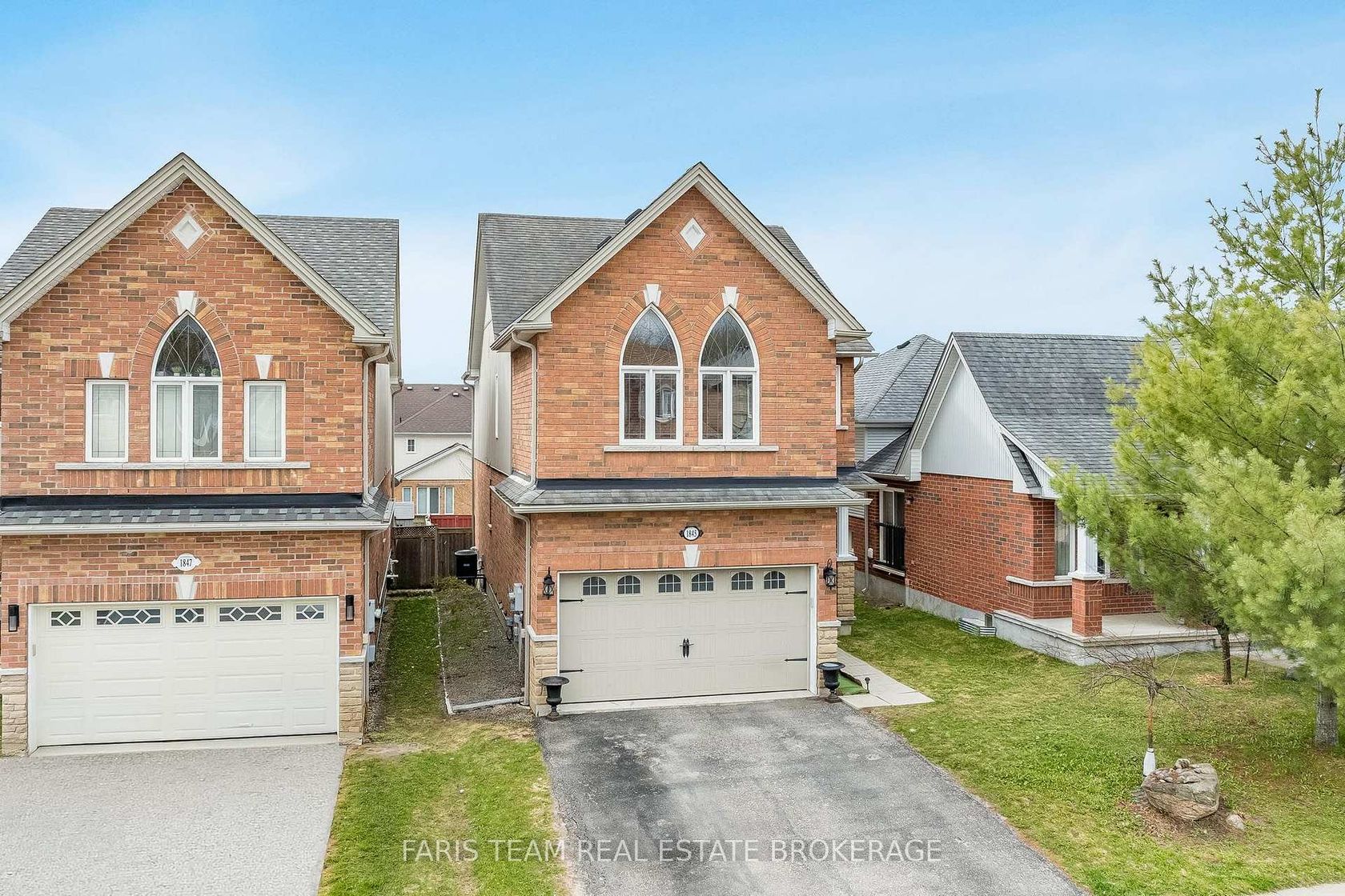 1845 Lamstone Street, Alcona, Innisfil photo number 2