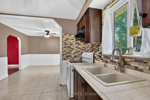 Photo 10 at 14 Pineway Court, New Lowell, Clearview