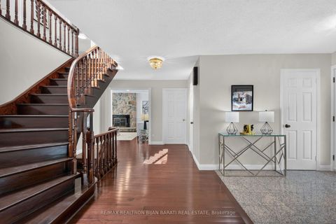 Photo 3 at 26 Saddletree Drive, Steeles, Toronto