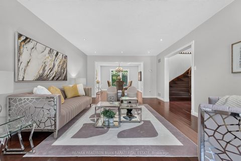 Photo 8 at 26 Saddletree Drive, Steeles, Toronto