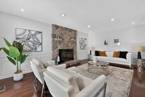 Photo 12 at 26 Saddletree Drive, Steeles, Toronto