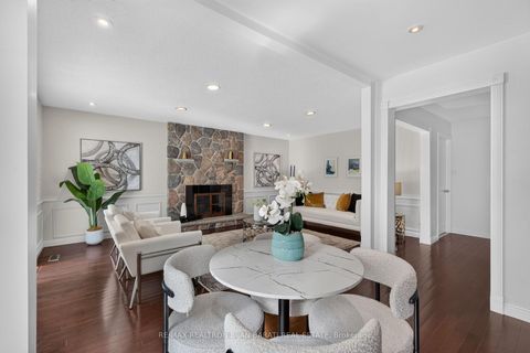 Photo 15 at 26 Saddletree Drive, Steeles, Toronto